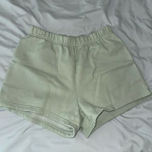 Aritzia TNA shorts